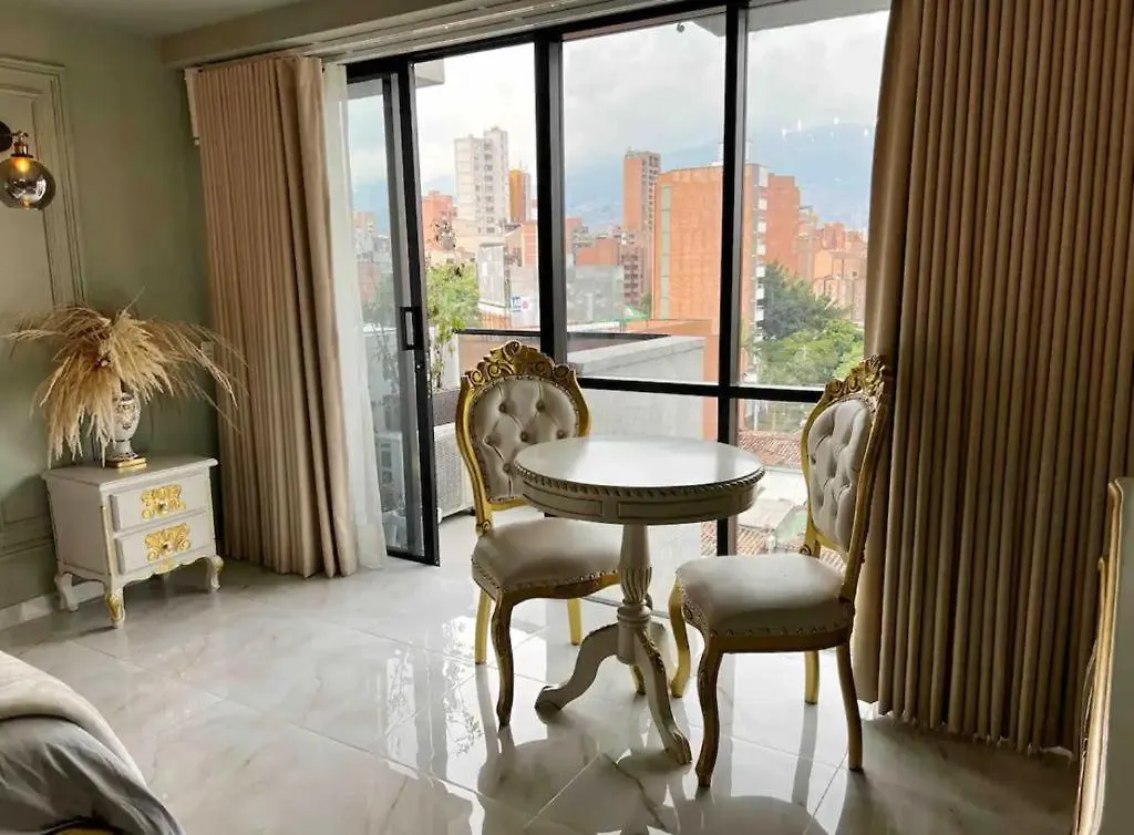 شقة Charming And Cozy Flat In Laureles ميديلين 0*,
